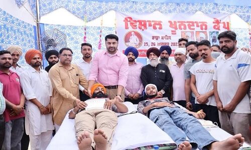 संत बाबा ईशर सिंह जी की 48वीं पुण्य तिथि के अवसर पर आयोजित रक्तदान शिविर में सुखविंदर सिंह बिंद्रा मुख्य अतिथि के रूप में हुए शामिल